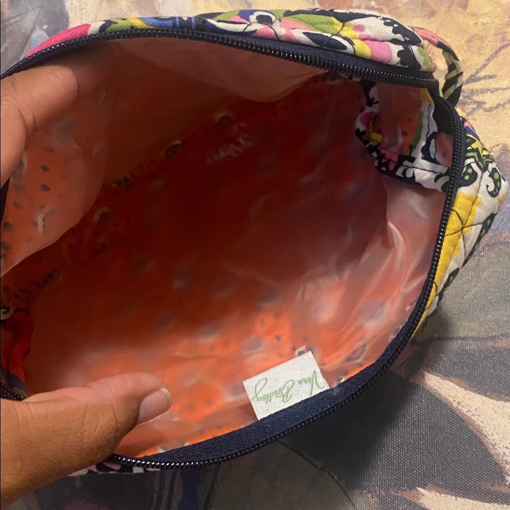 Small Travel Pouch - Picture 2 of 3